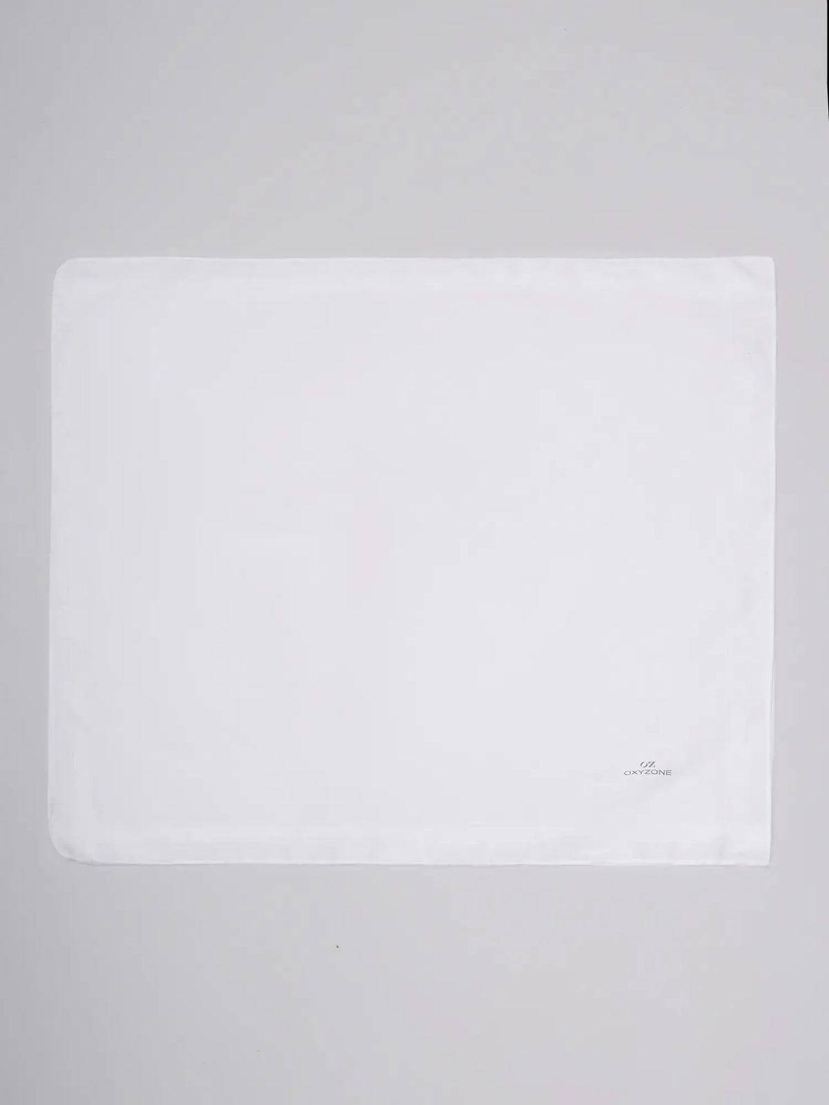 Akio White Ribbed Oxyzone