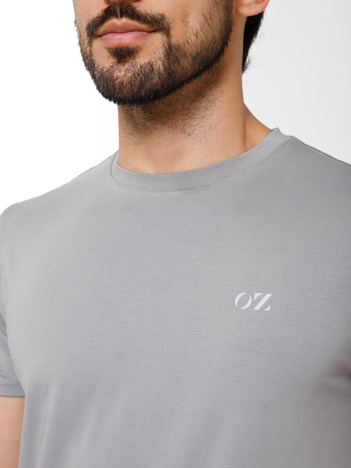SOLID CREW NECK T-SHIRT combo.